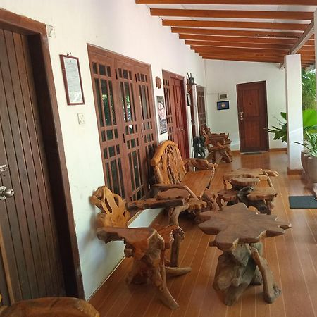 Habarana Dulwan Guest House Exterior foto